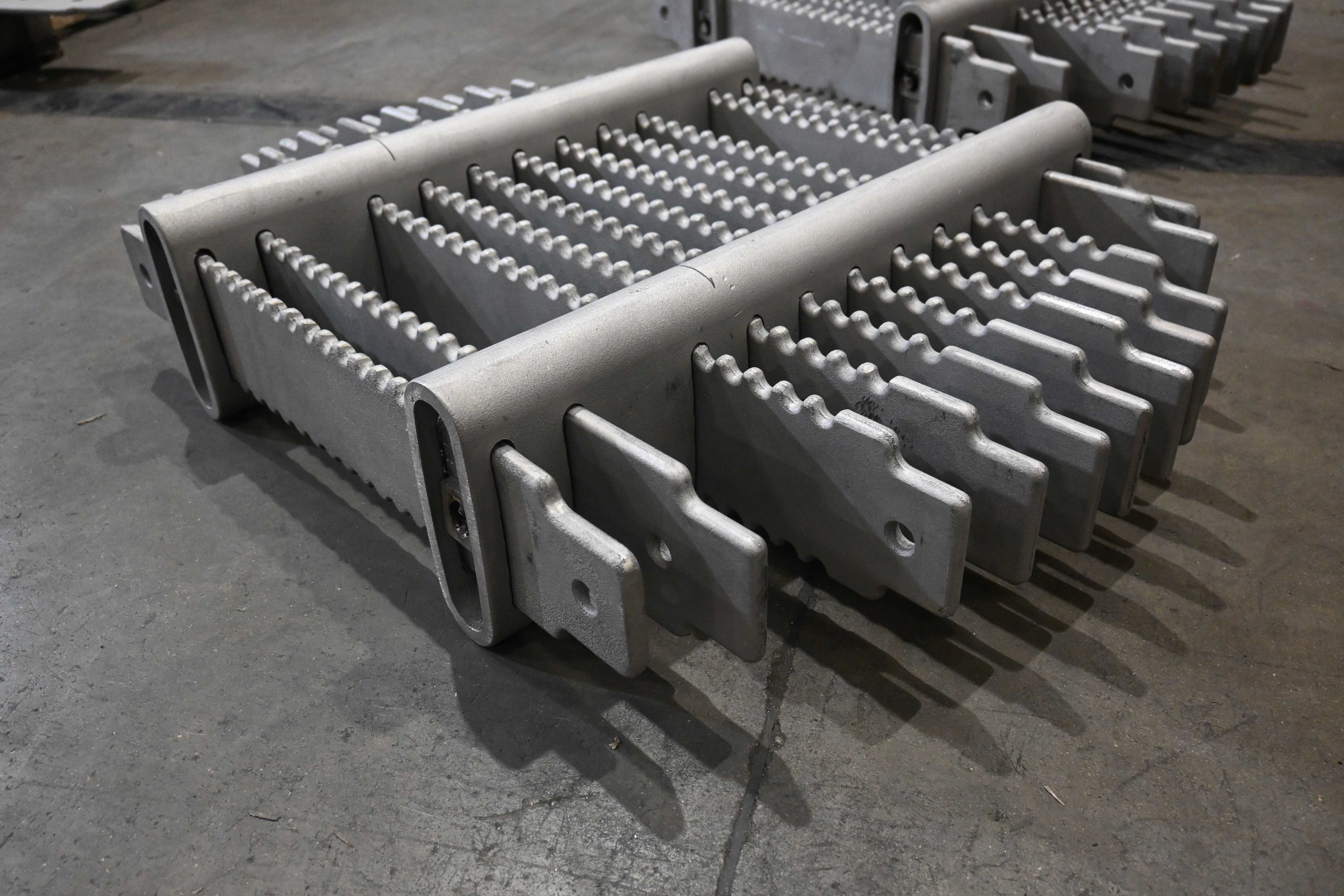 PitFurnaceHangingFixture.JPG?Revision=vPF&Timestamp=CFdLc8